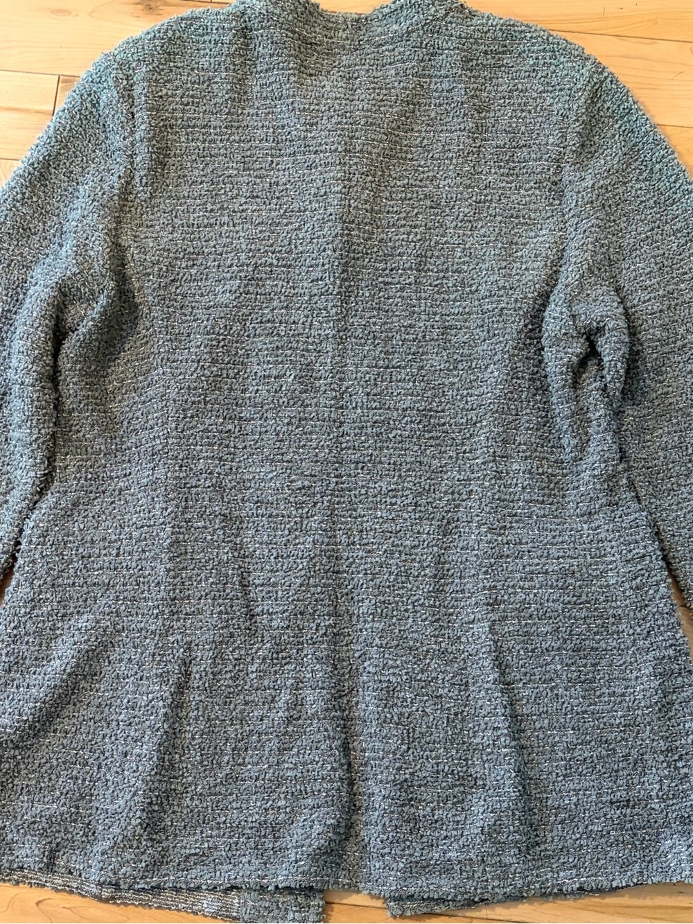 St. John Ribbon Eyelash Gray Tweed Bouclé Button-Front Long Sweater Jacket sz 14 - Picture 7 of 7